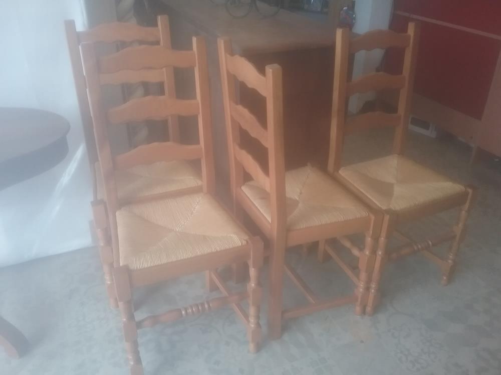 4 CHAISES PAILLEES