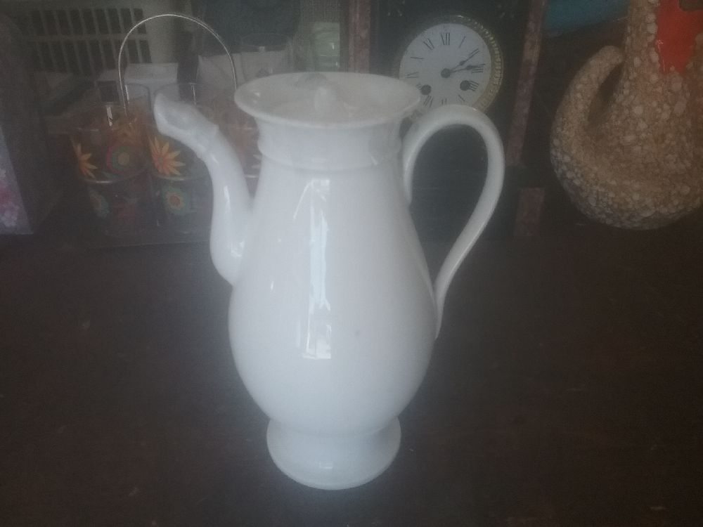 CAFETIERE PORCELAINE