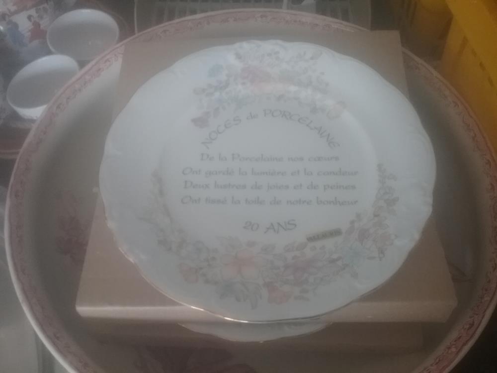 ASSIETTE PORCELAINE 