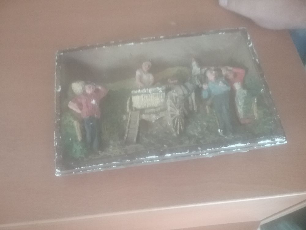 BAS RELIEF EN ÉTAT 