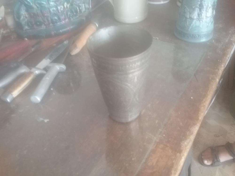 VASE METAL