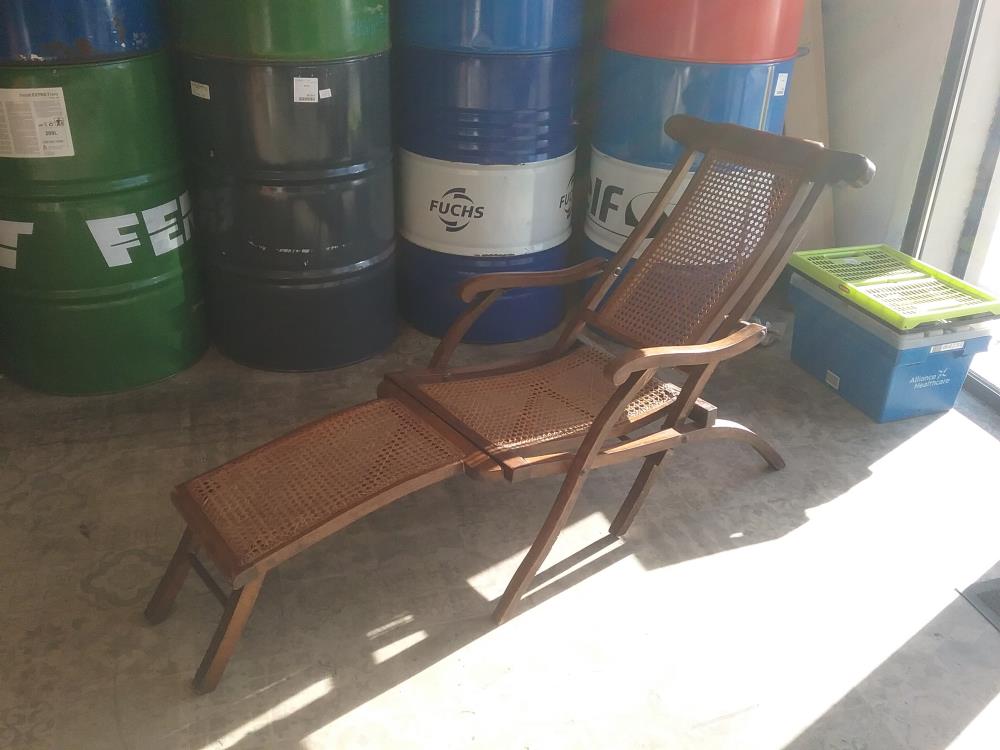 CHAISE LONGUE CANNEE ANCIENNE