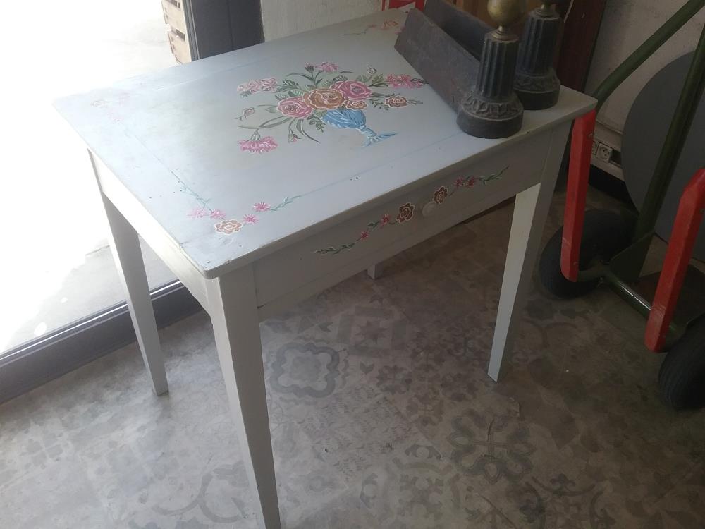 PETITE TABLE BUREAU PEINTE 