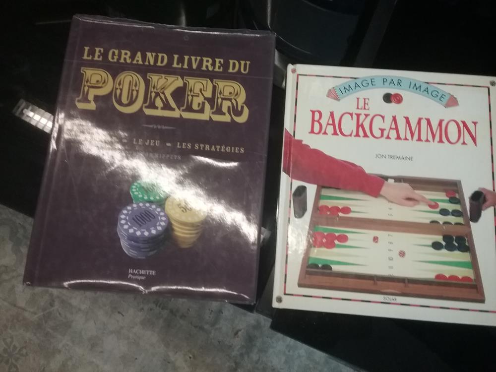 LIVRE JEU DE SOCIETE