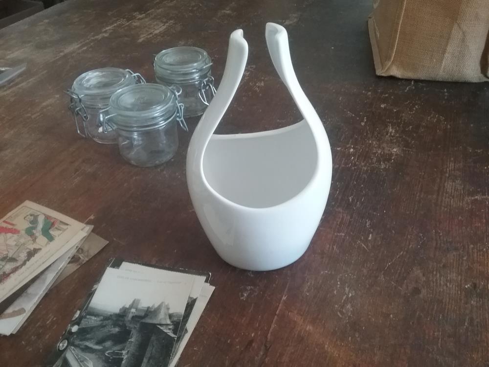 VASE BLANC