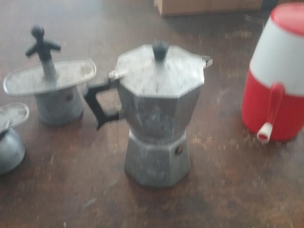 CAFETIERE ANCIENNE