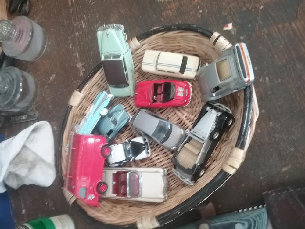 VOITURE MINIATURE