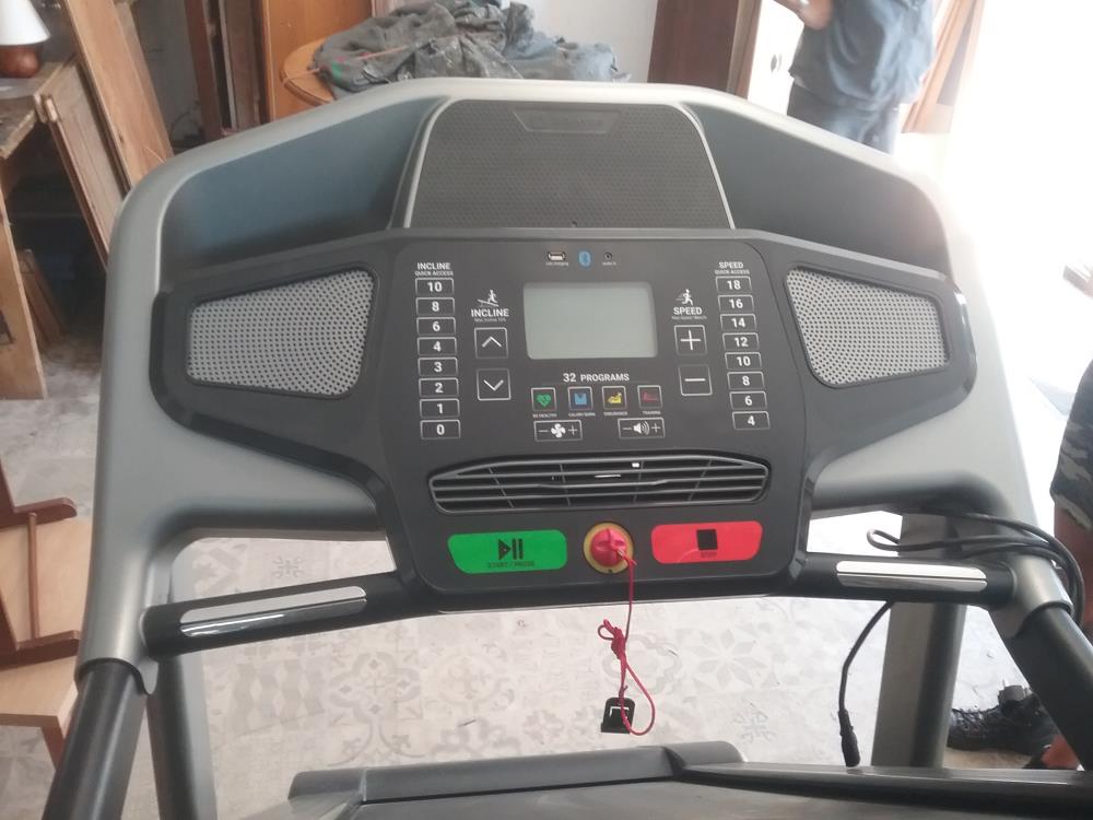 TAPIS DE COURSE ELECTRIQUE DOMYOS T900A