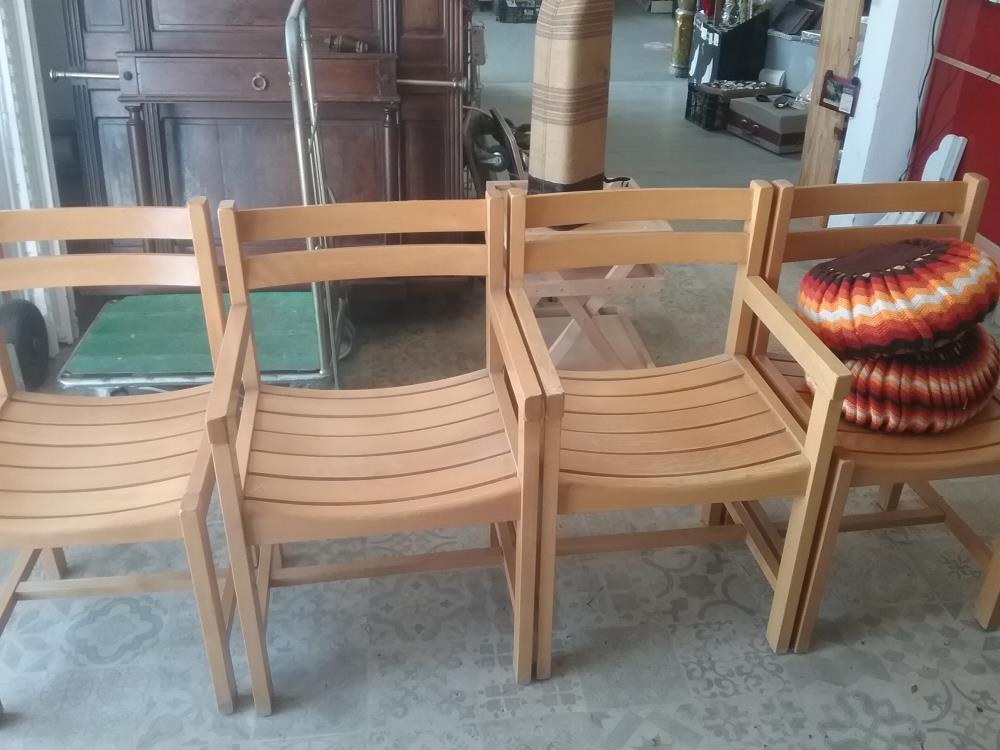 4 CHAISES/FAUTEUILS BOIS 