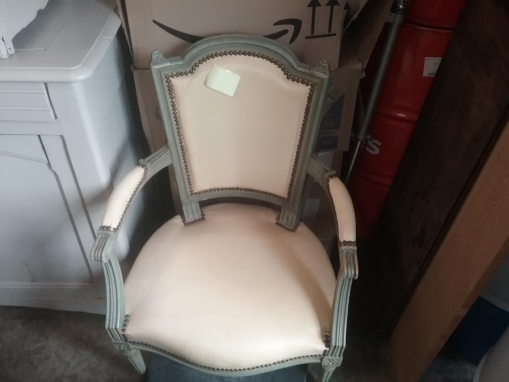 FAUTEUIL JAUNE 