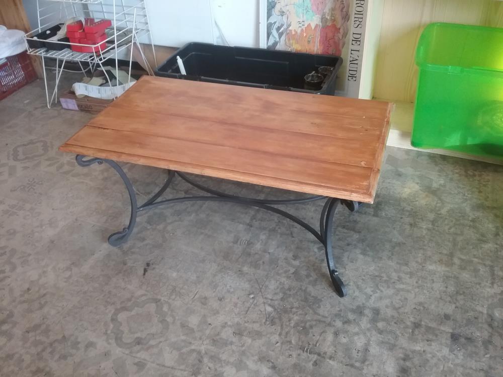 TABLE BASSE FER