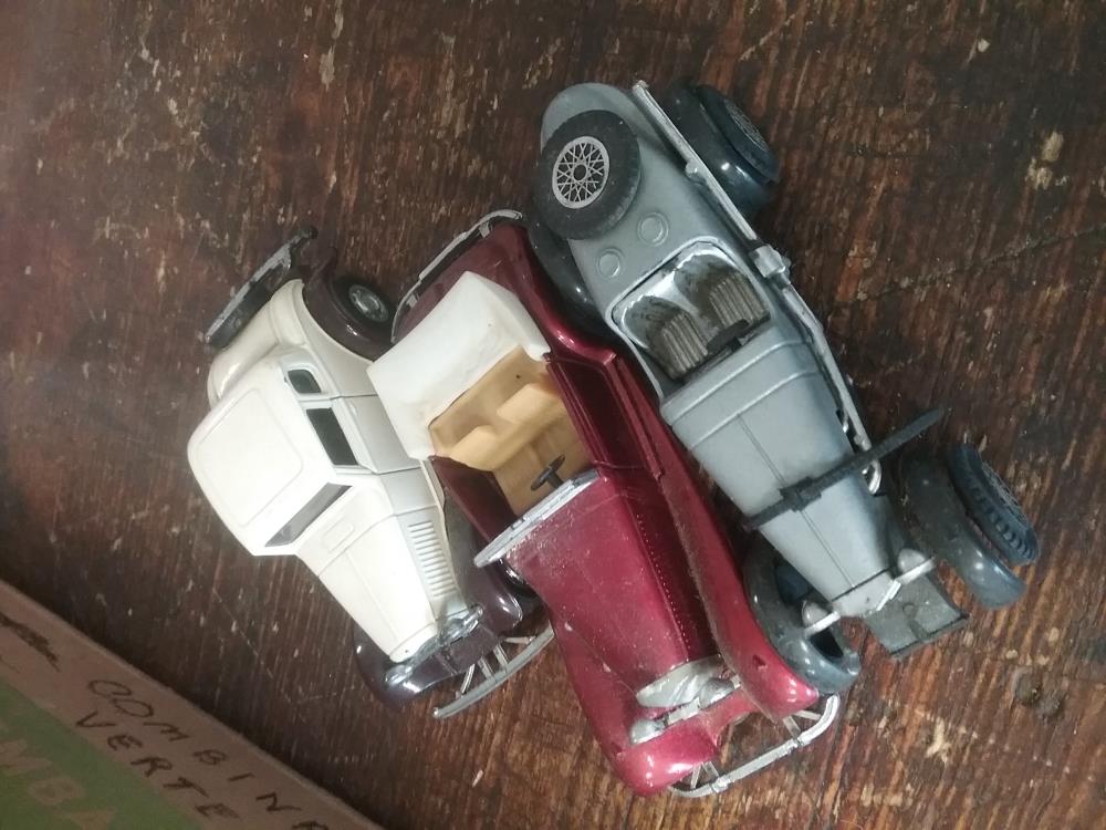 VOITURE MINIATURE