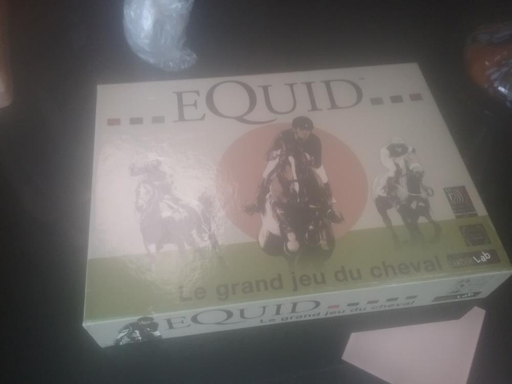 JEU SOCIETE CHEVAL