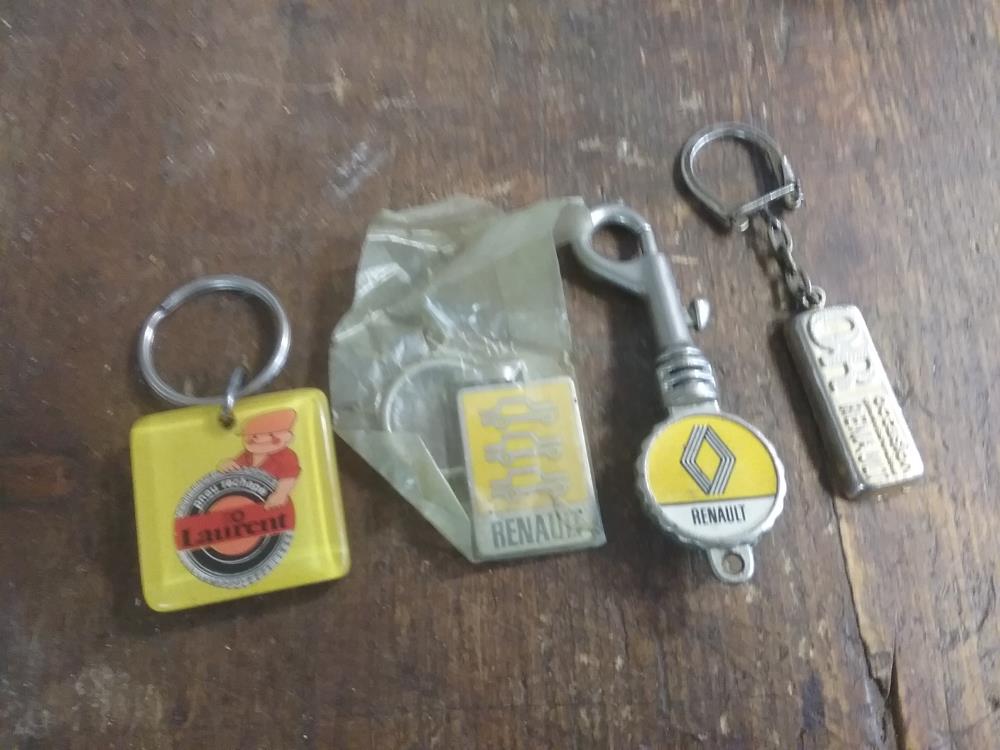 4 PORTES CLES ANCIEN