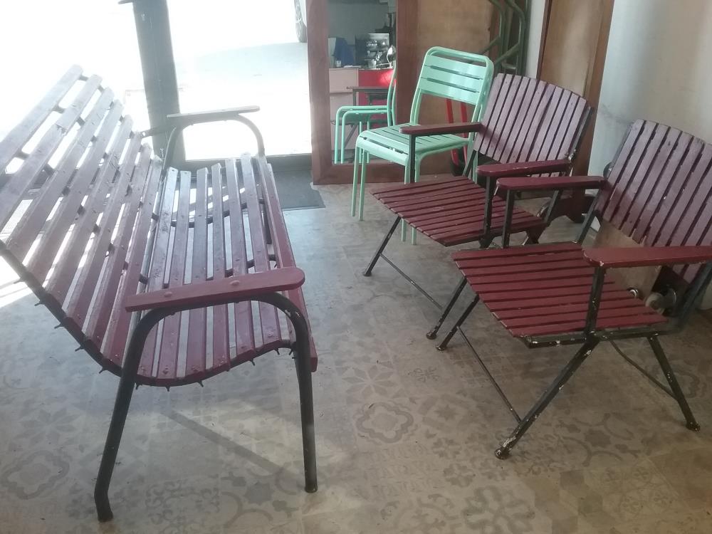 SALON DE JARDIN VINTAGE BANC ET 2 FAUT