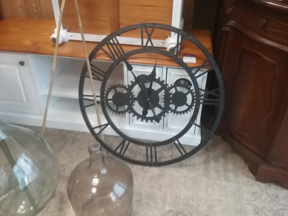 HORLOGE INDUS