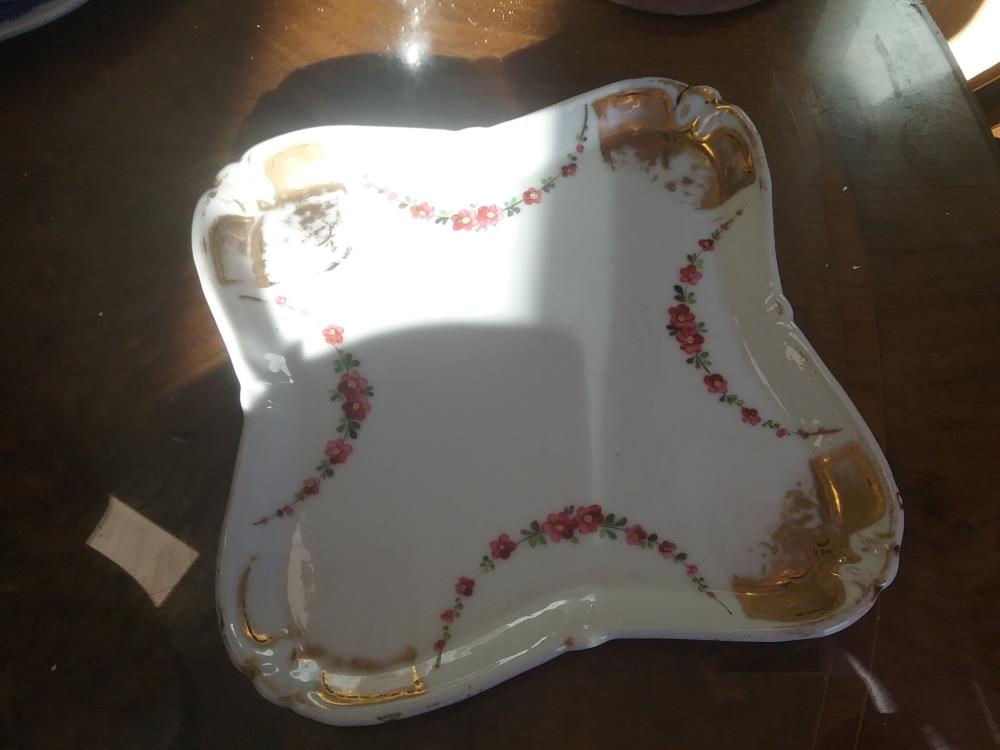 PETIT PLAT PORCELAINE