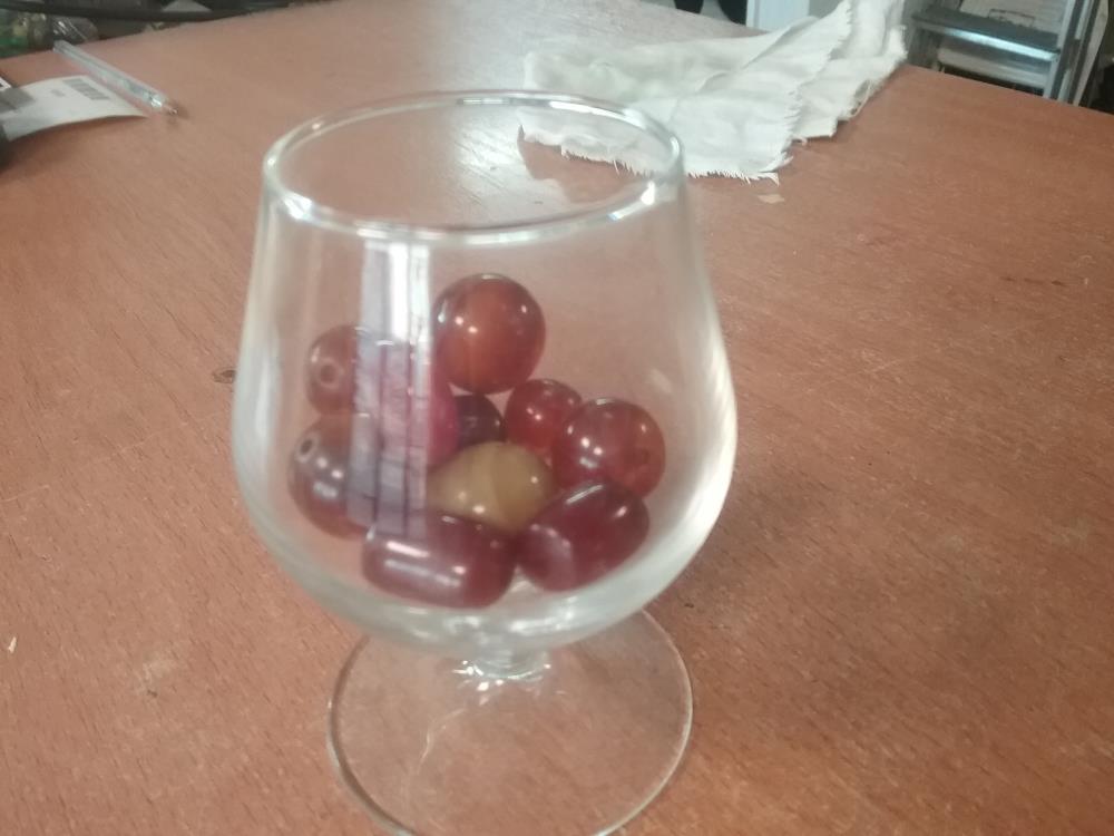 PERLES PIERRE AMBRE?