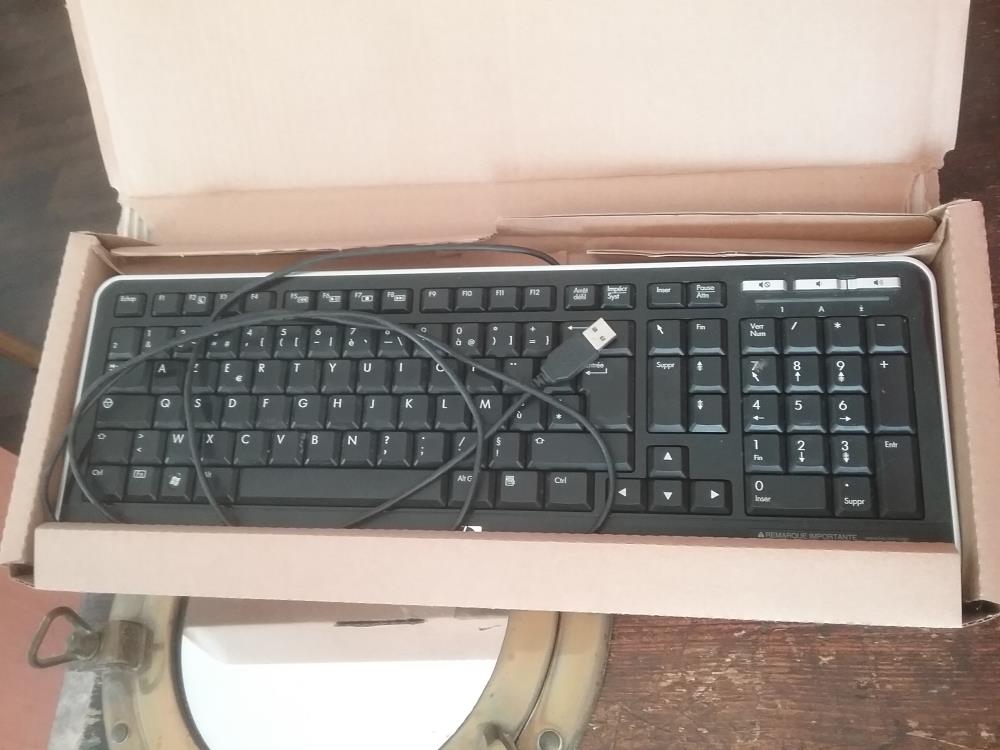CLAVIER HP
