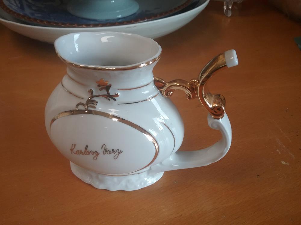 TASSE DE THERMES POLONAIS