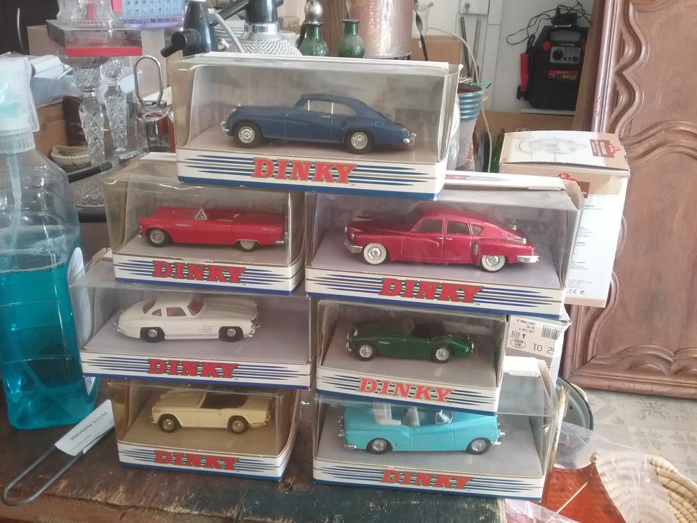 VOITURE MINIATURE DINKY