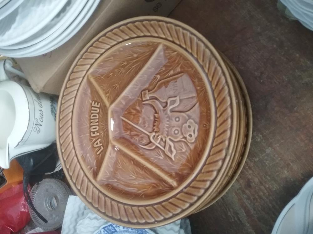 6 ASSIETTES A FONDUE SARREGUEMINES