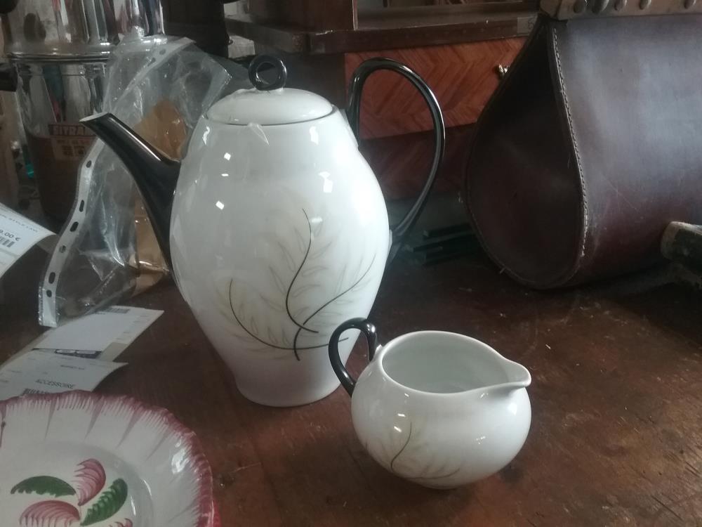 CAFETIERE ET POT A LAIT GOA LIMOGES