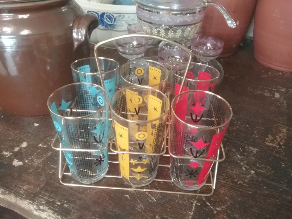 SERVICE 6 VERRES COULEUR ET SUPPORT