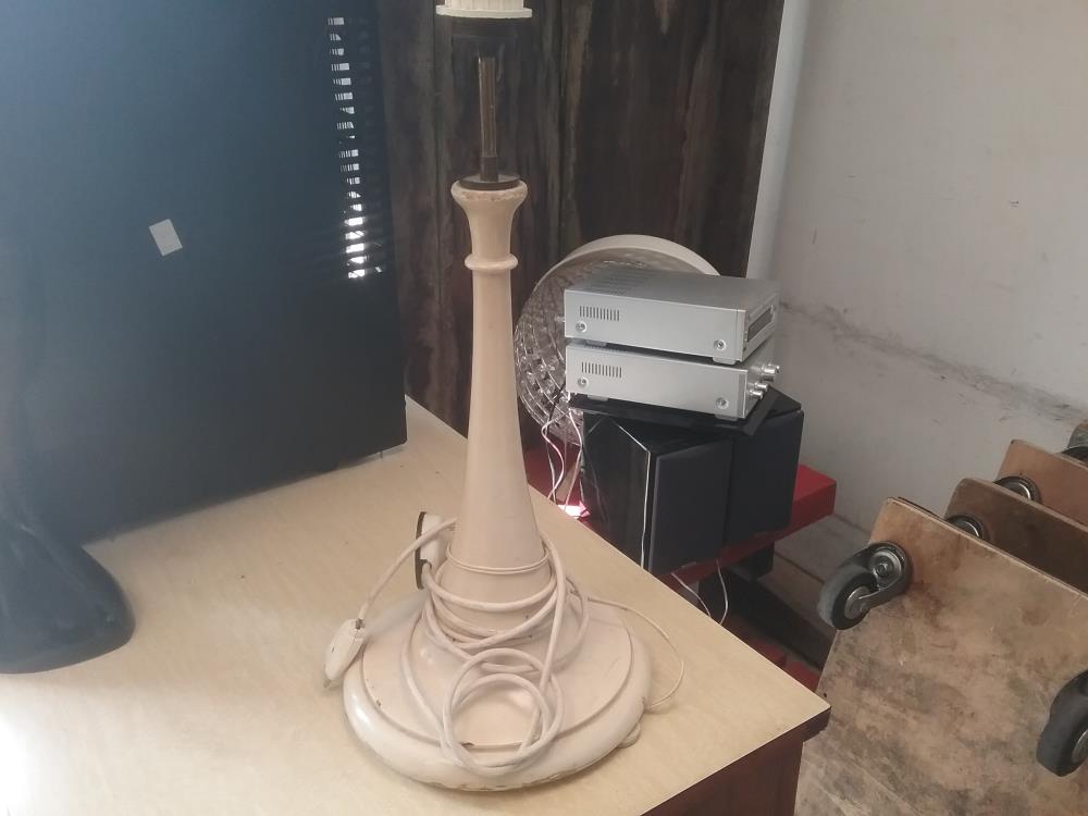 PIED DE LAMPE BOIS