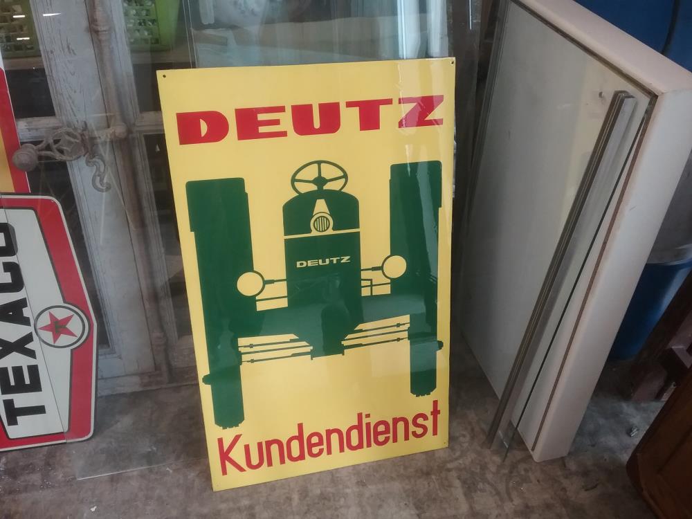 PLAQUE PEINTE  DEUTZ