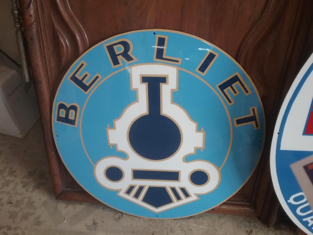 PLAQUE RONDE BERLIET 