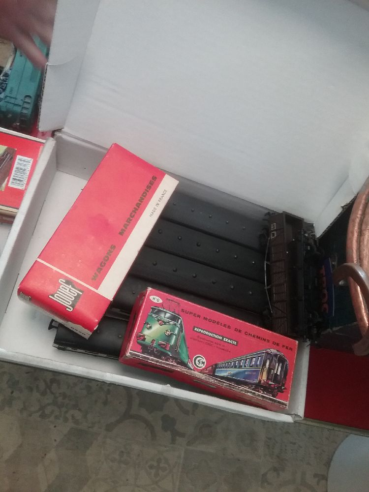 PETIT WAGON DIVERS