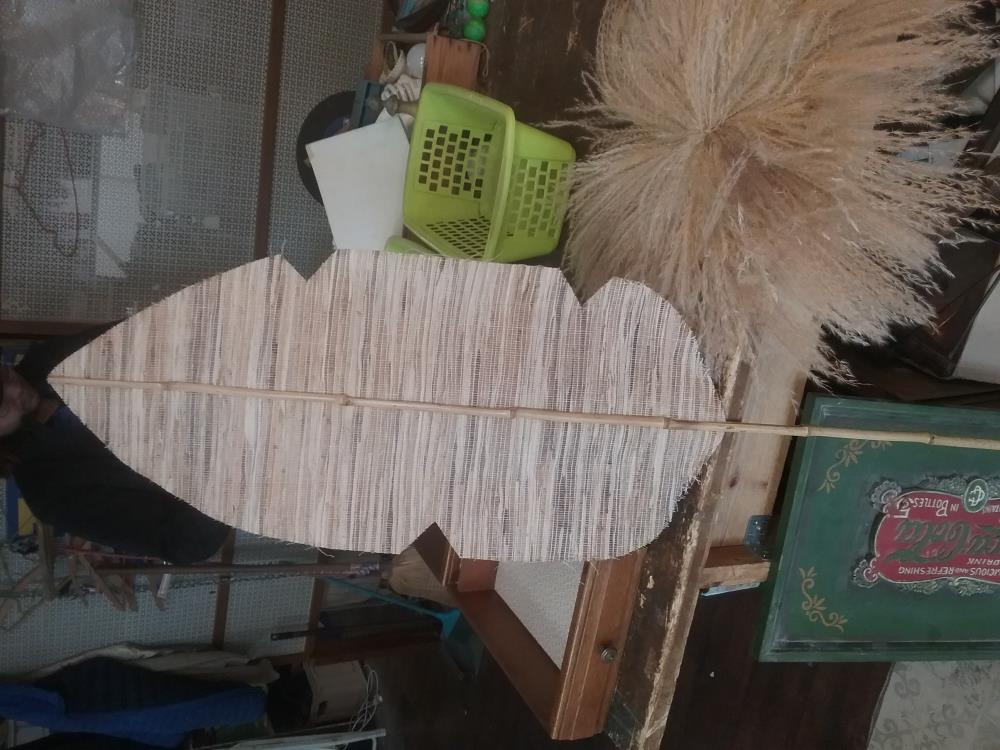 EVENTAIL DECO PAILLE