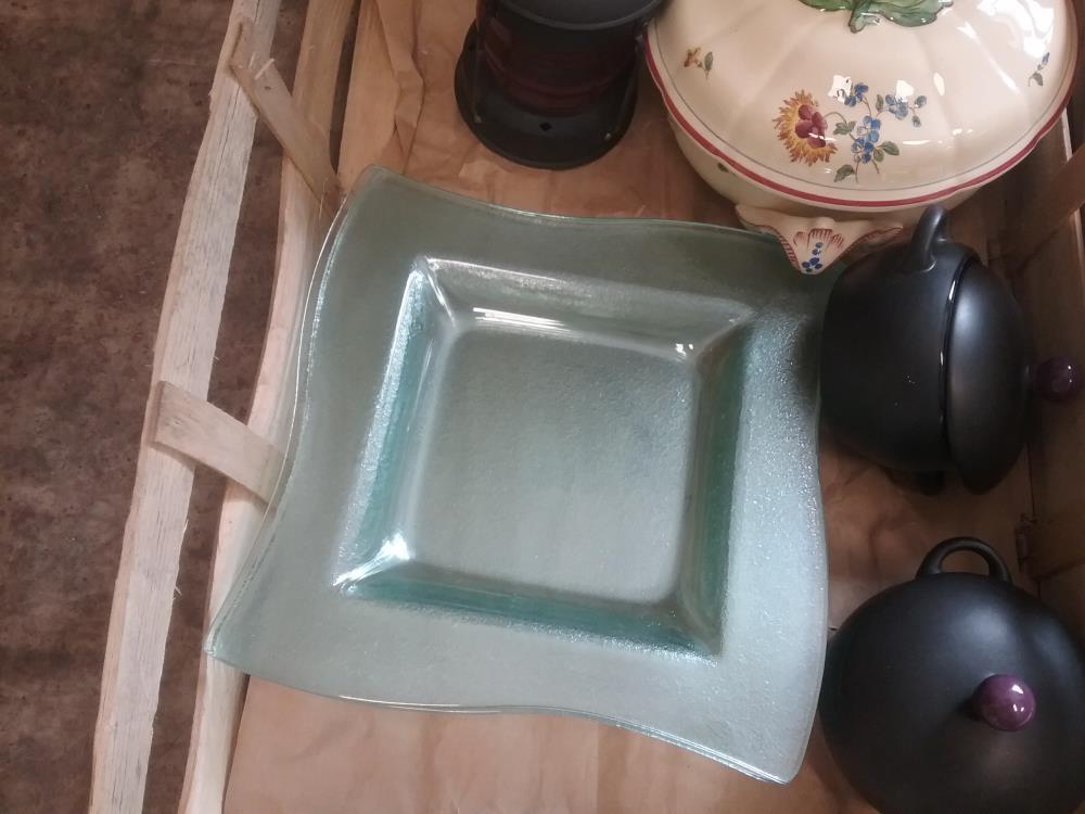 6 ASSIETTES VERRE