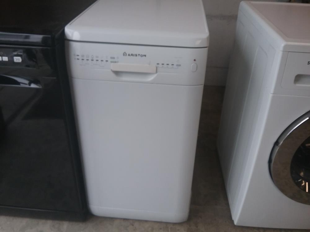 LAVE VAISSELLE ARISTON 6 COUV