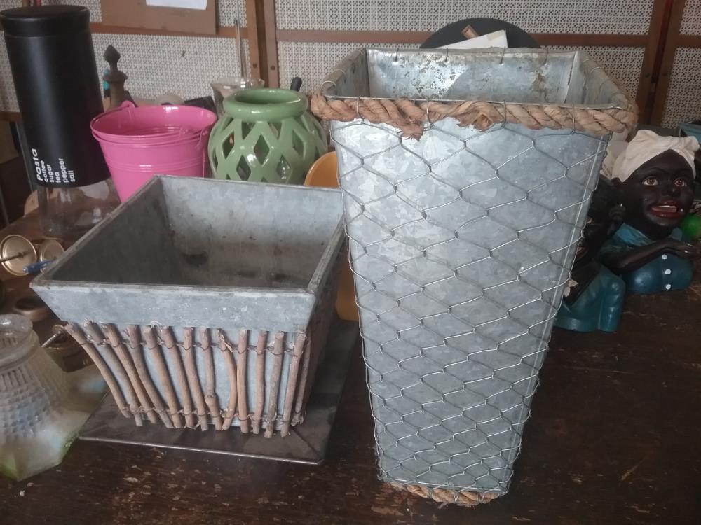 CACHE POT ZINC