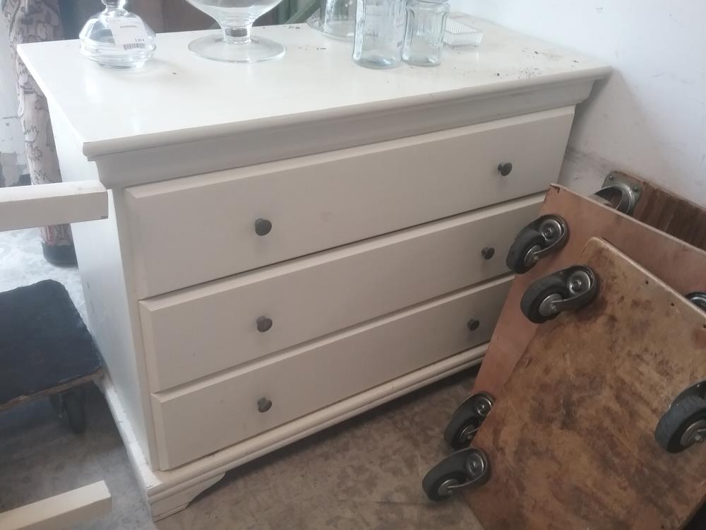 COMMODE 3 T CREME
