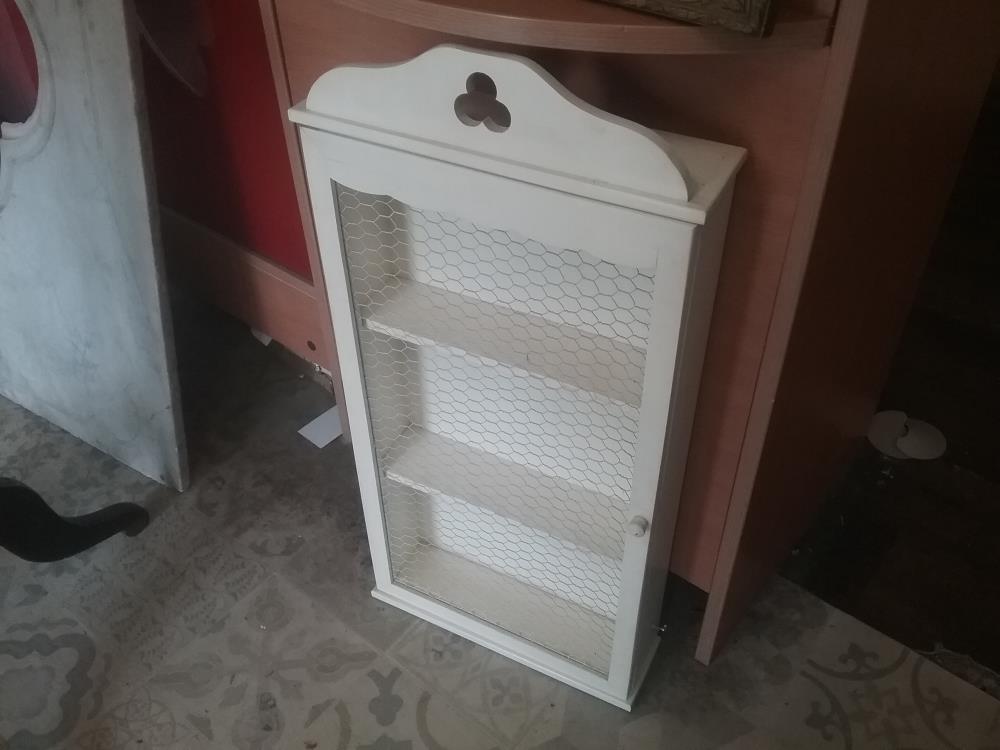 ETAGERE MURALE GRILLAGE