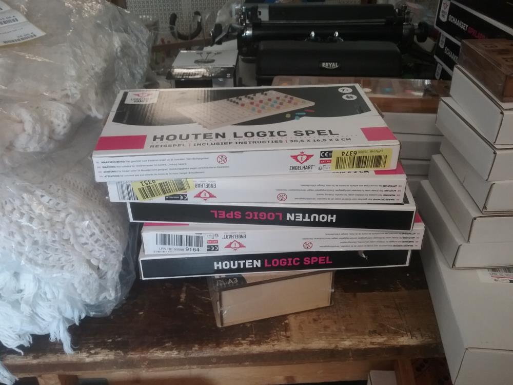 JEU DE LOGIQUE BOIS