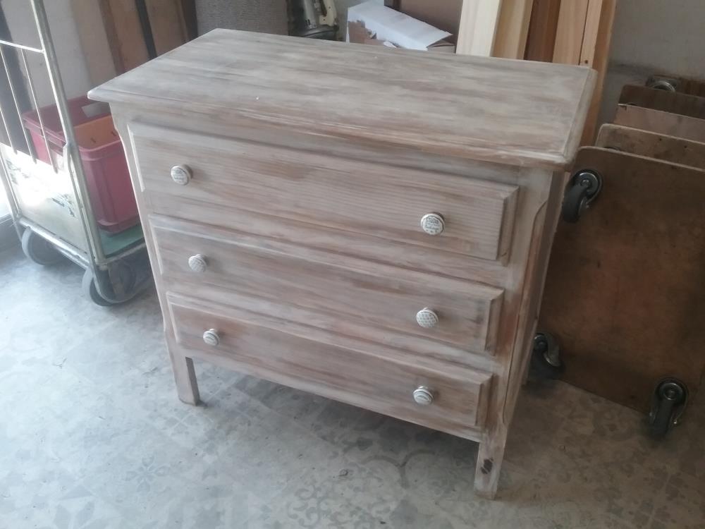 COMMODE RESTAUREE