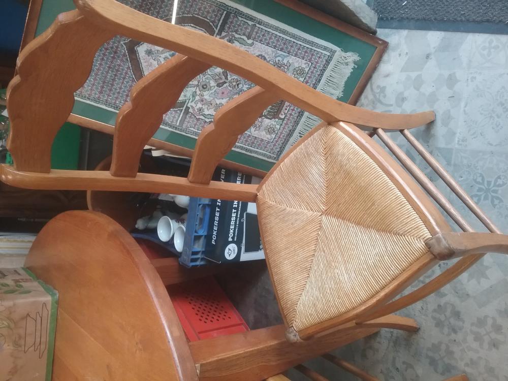 4 CHAISES PAILLEES