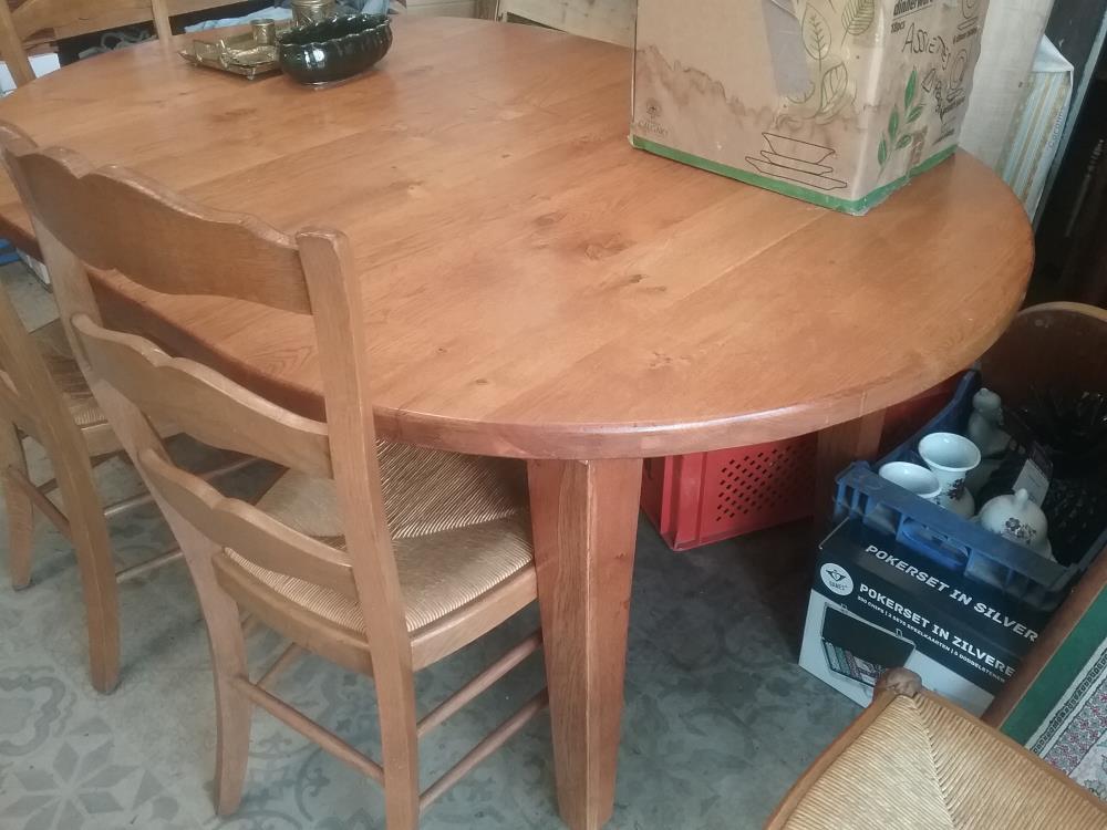 TABLE OVALE CHENE MASSIF