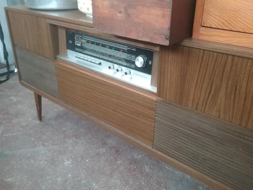 MEUBLE RADIO HIFI GRUNDIG