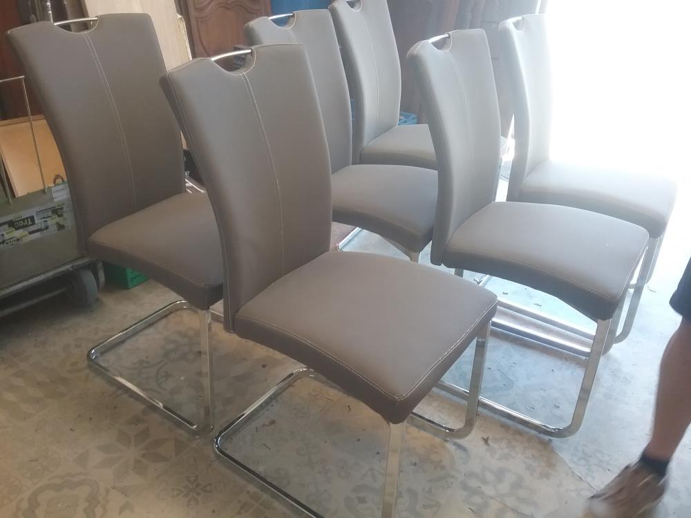 6 CHAISES GRISES MODERNES