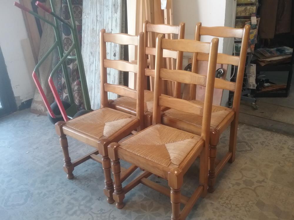 4 CHAISES PAILLES 