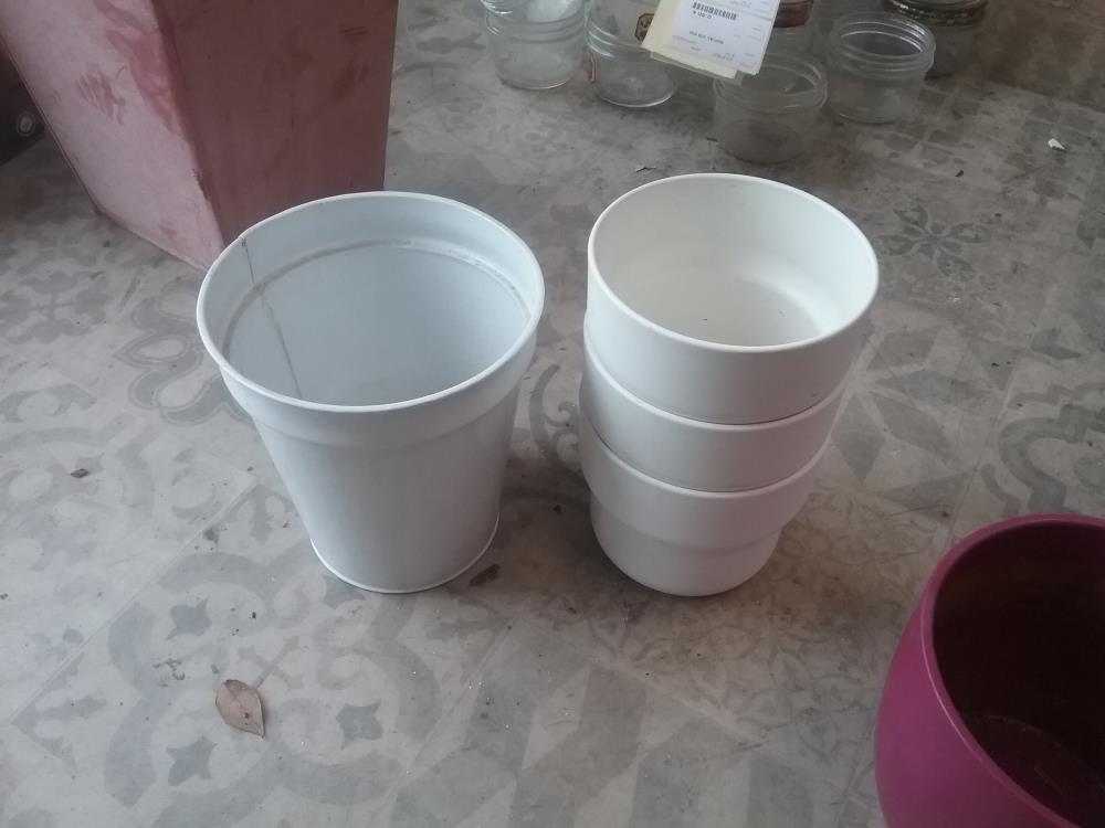CACHE POT DIVERS