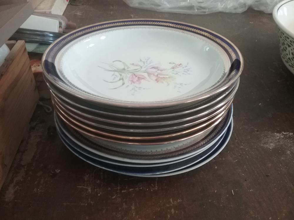10 ASSIETTES ST AMAND