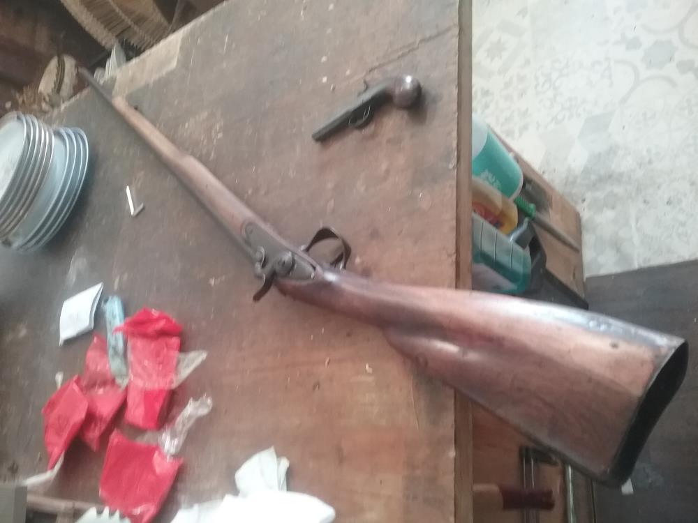 FUSIL ANCIEN POUDRE