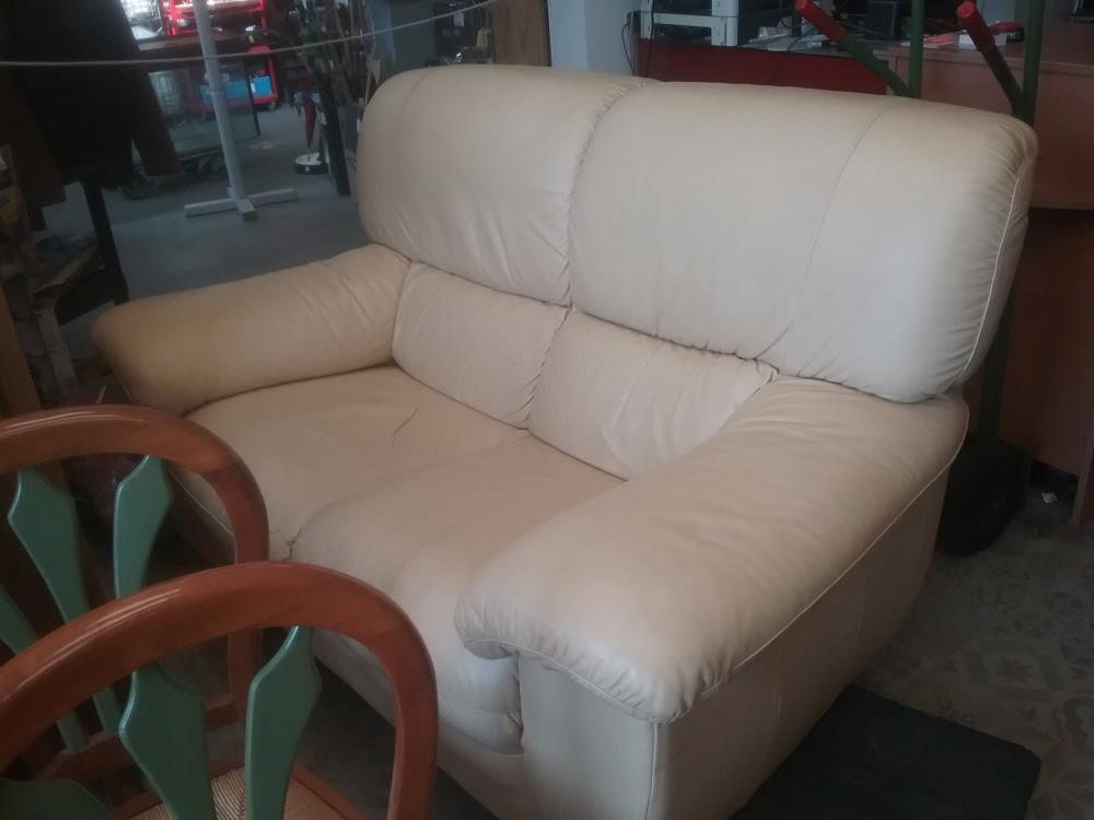 CANAPE 2P CUIR CREME