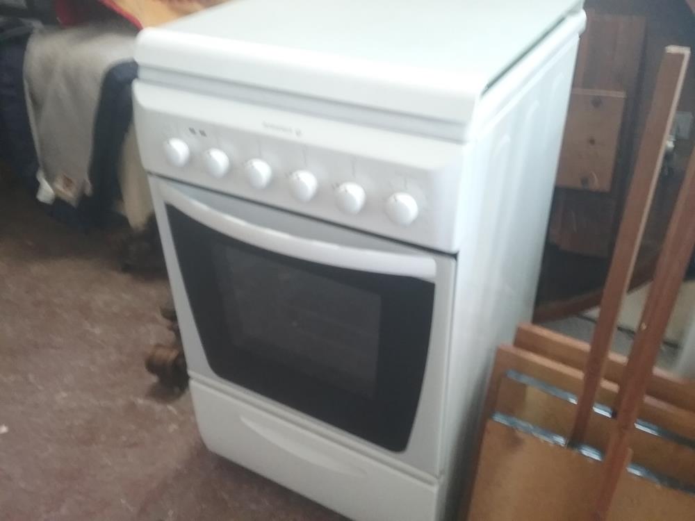 CUISINIERE GV